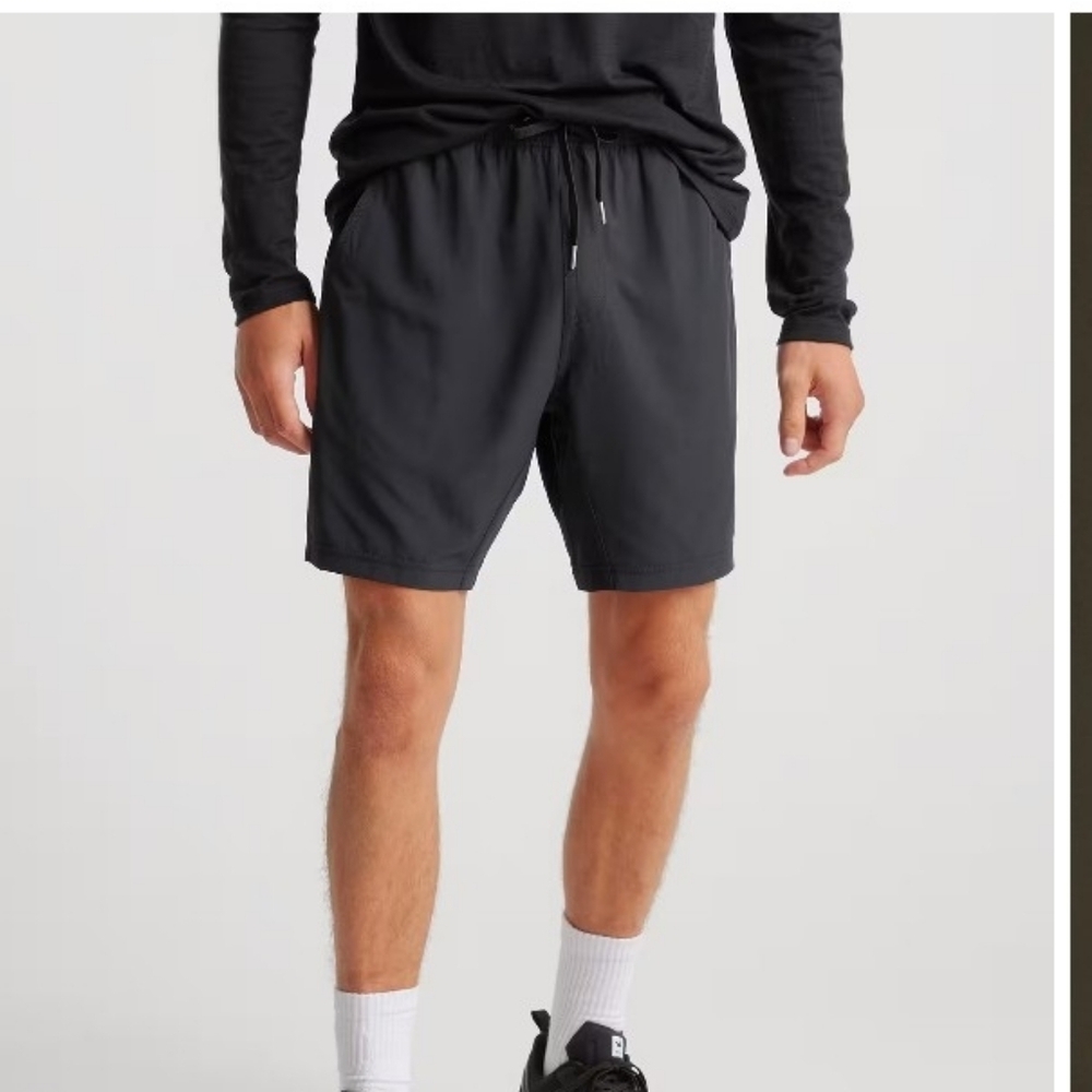Outdoor Voices Black Active Shorts Men's 2XL Drawstring, Zip Pocket, Gym Hike